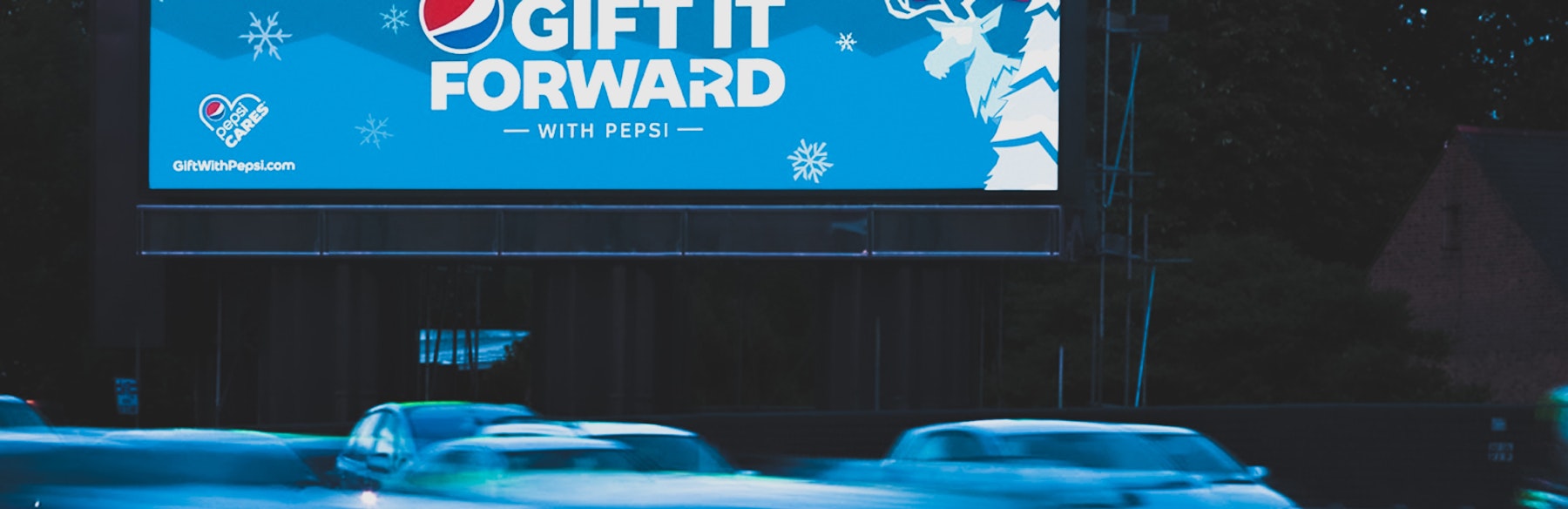 Inline Services Performance Media Digital Outof Home